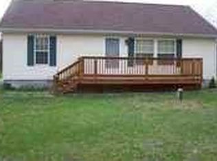 17880 Iroquois Dr, Atlanta, MI 49709