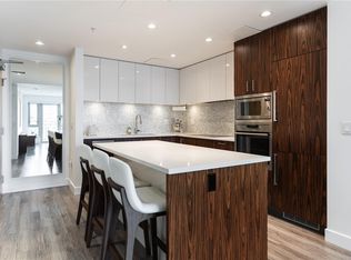 Escher, Victoria, BC V8W 1E4