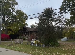 405 Shortridge Ave, Rochester Hills, MI 48307