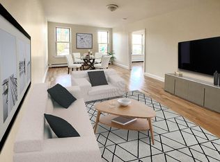 22-05 35th St #2P, Astoria, NY 11105