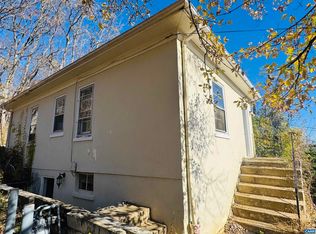 1323 Jackson St, Staunton, VA 24401