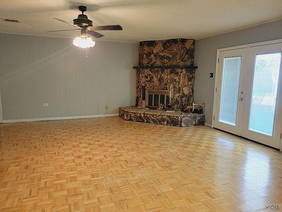 5th image of 405 Summerfield Dr