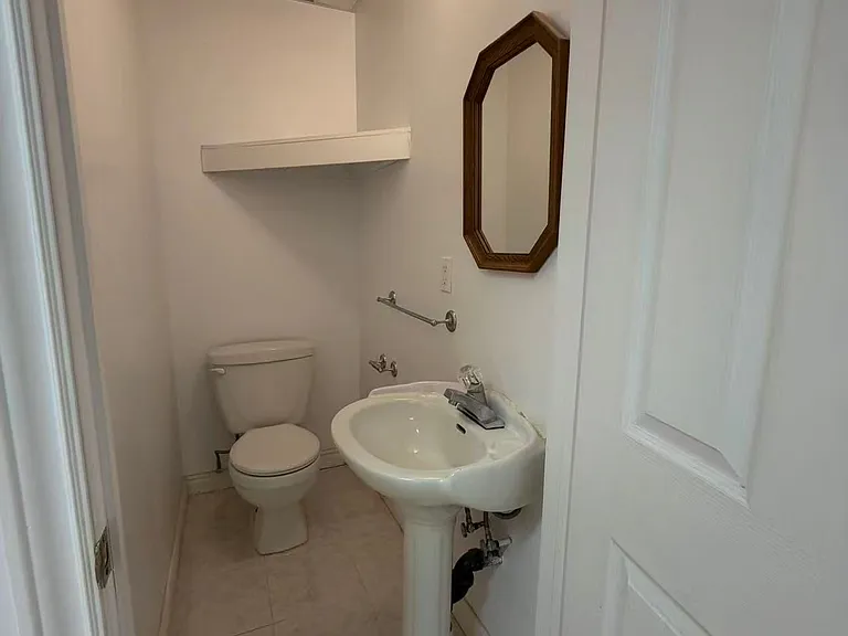 55 Fortune Cres #BASEMENT — Photo 15