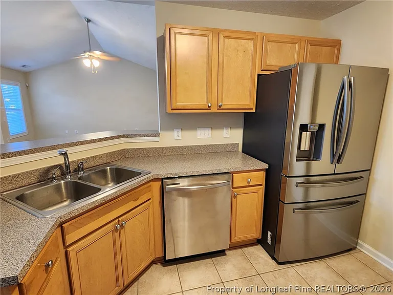 3347 Broomsgrove Dr — Photo 11