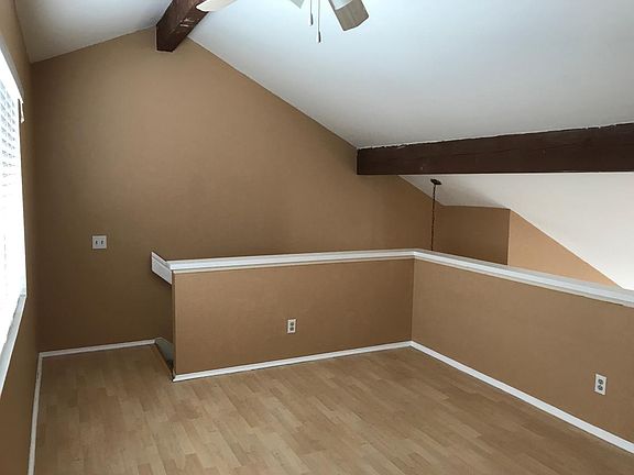 Open air loft! Could be used as 4th bedroom