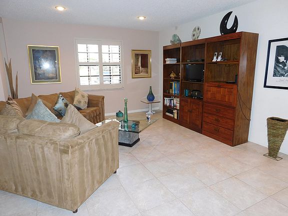 5th image of 5091 Splendido Ct APT G