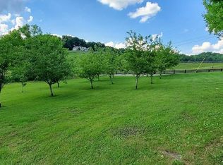 2459 Bacon Creek Rd, Corbin, KY 40701