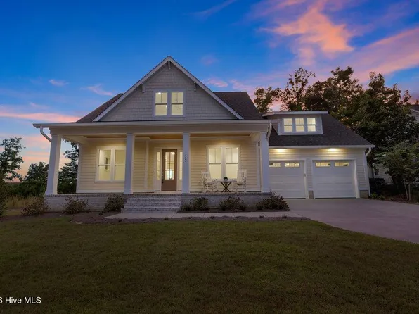324 Grayhawk Circle, Wilmington, NC 28411