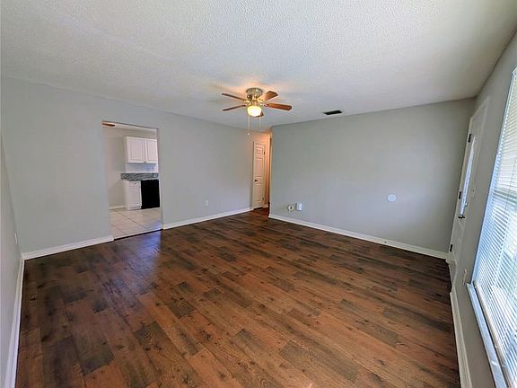 5th image of 3153 LODI DRIVE