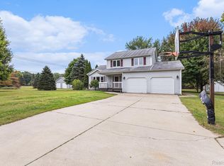 4511 Mount Morris Rd, Columbiaville, MI 48421