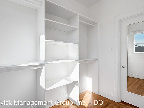 4th image of 1895 Jefferson St APT 301