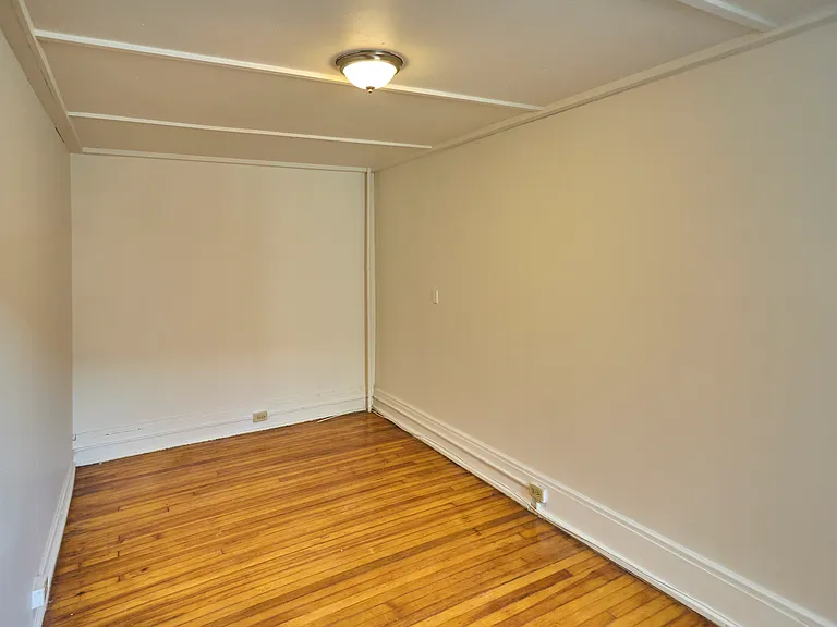 457 Main St #3 — Photo 6