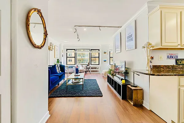 Sold by Compass | media 4