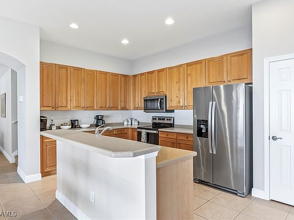 3rd image of 5496 Avon Park Ct