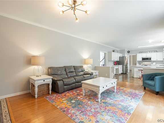 5th image of 12508 Chadsworth Pl
