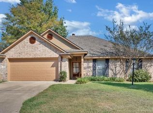 1131 Pelican Creek Dr, Shreveport, LA 71106