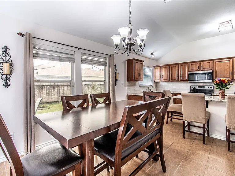 3810 Los Arroyos Dr — Photo 33