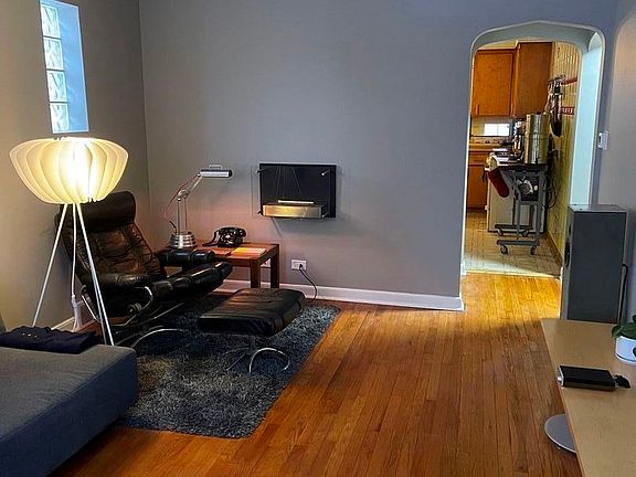 4th image of 4026 Park Ave