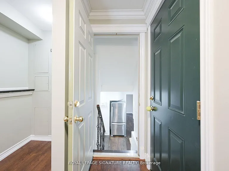 26 Peterson Ct #LOWER — Photo 12