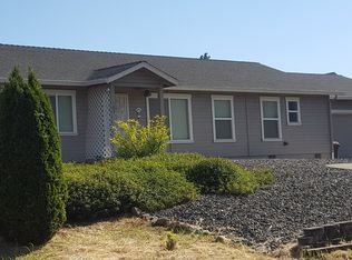 105 Glenmore St, Myrtle Creek, OR 97457