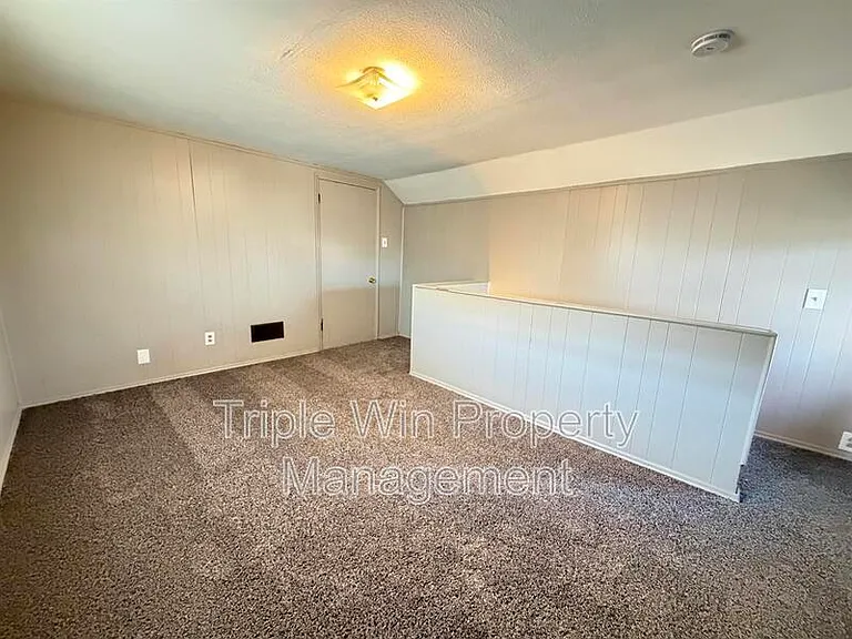 3915 Itaska St — Photo 23