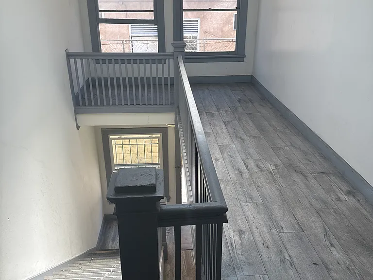 342 Columbia Ave #204 — Photo 1