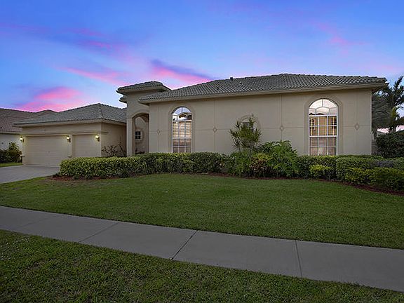 02_front-dusk_2613 Arbor Lane.jpg