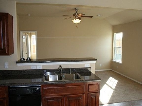 4th image of 9823 E Swan Dr
