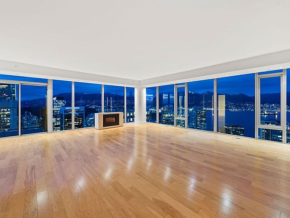 5th image of 667 Howe St #4602