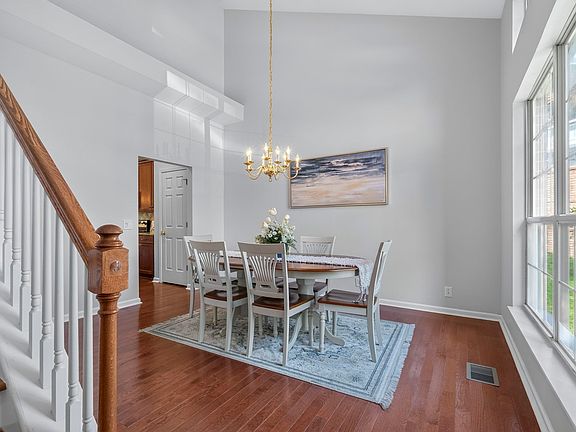 5th image of 200 Bateman Ave