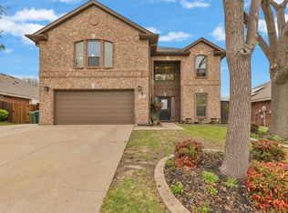 317 Benton Dr, Roanoke, TX 76262