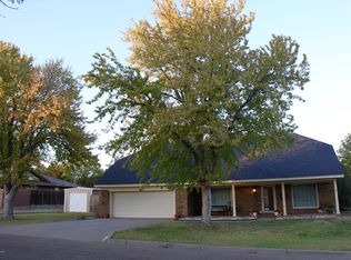 225 Skycrest St, Borger, TX 79007