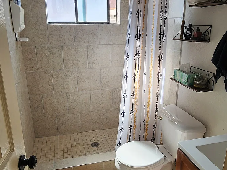 Springfire Dr — Photo 2