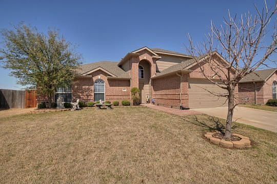 3rd image of 4507 Fox Meadows Ln