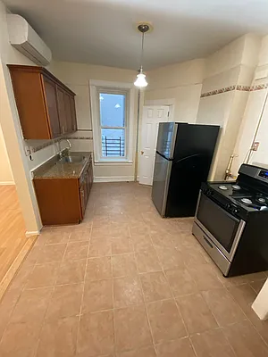 Rented by Aron Fried, LREB | media 12