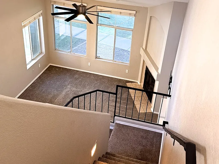 500 N Roosevelt Ave #46 — Photo 14