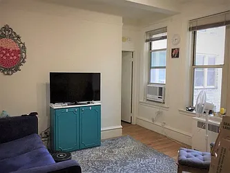 Rented by Susan Finkel, LREB