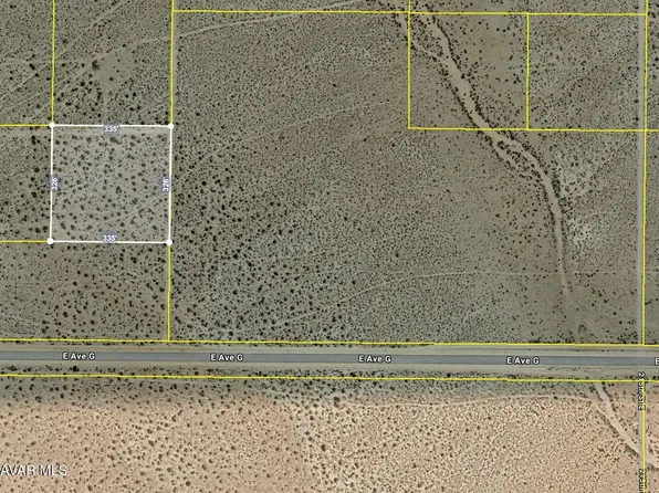 E East Ave, Lancaster, CA 93535