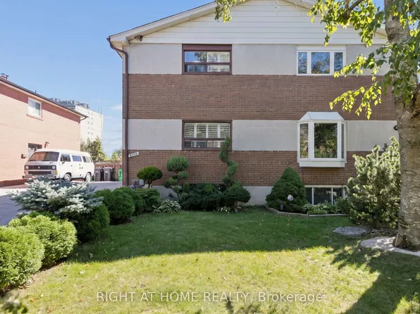 2260 Wiseman Ct, Mississauga, ON L5J 1P2