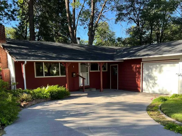 202 Terry Lynn Ave, Mount Shasta, CA 96067