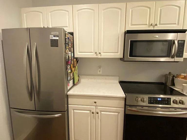 New Stainless Steel Appliances, Bought in 2022. 
Also, New Quartz Countertops from Italy, 2022. 
This condo is for some one who appreciates the finer things in life.