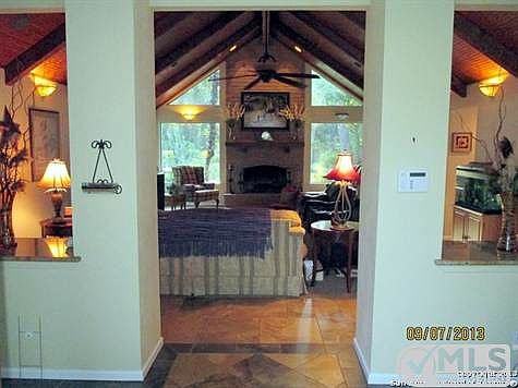 2nd image of 118 Village Cir