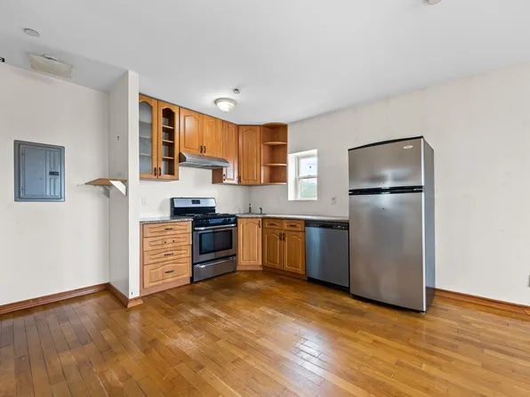 2560 Stillwell Avenue 3A image 3 of 12