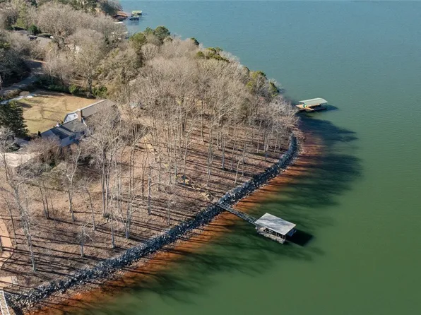 321 Edgewater Dr, Anderson, SC 29626