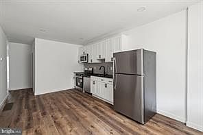 2nd image of 38 S Salford St #2