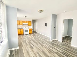 2700 S Hamlin Ave #3R, Chicago, IL 60623