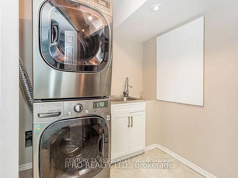 2410 Emerson Dr — Photo 30