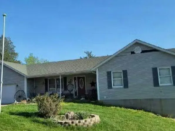 5998 Peachtree Dr, Hillsboro, MO 63050