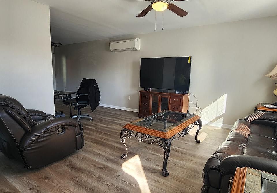 2093 Market Street Ext, Middletown, PA 17057 | Zillow