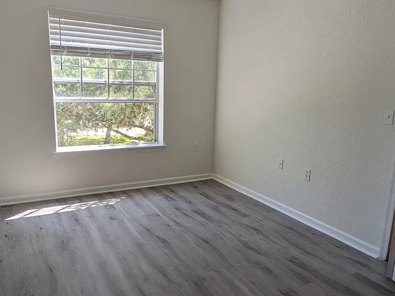 16302 Parkstone Palms Ct — Photo 24